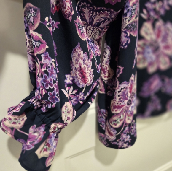 Loft Floral Ruffle Blouse - Picture 3 of 5